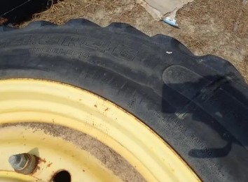 LLANTAS CON RIN JOHN DEERE 7000 SERIES - Venta De Maquinaria Wiebe